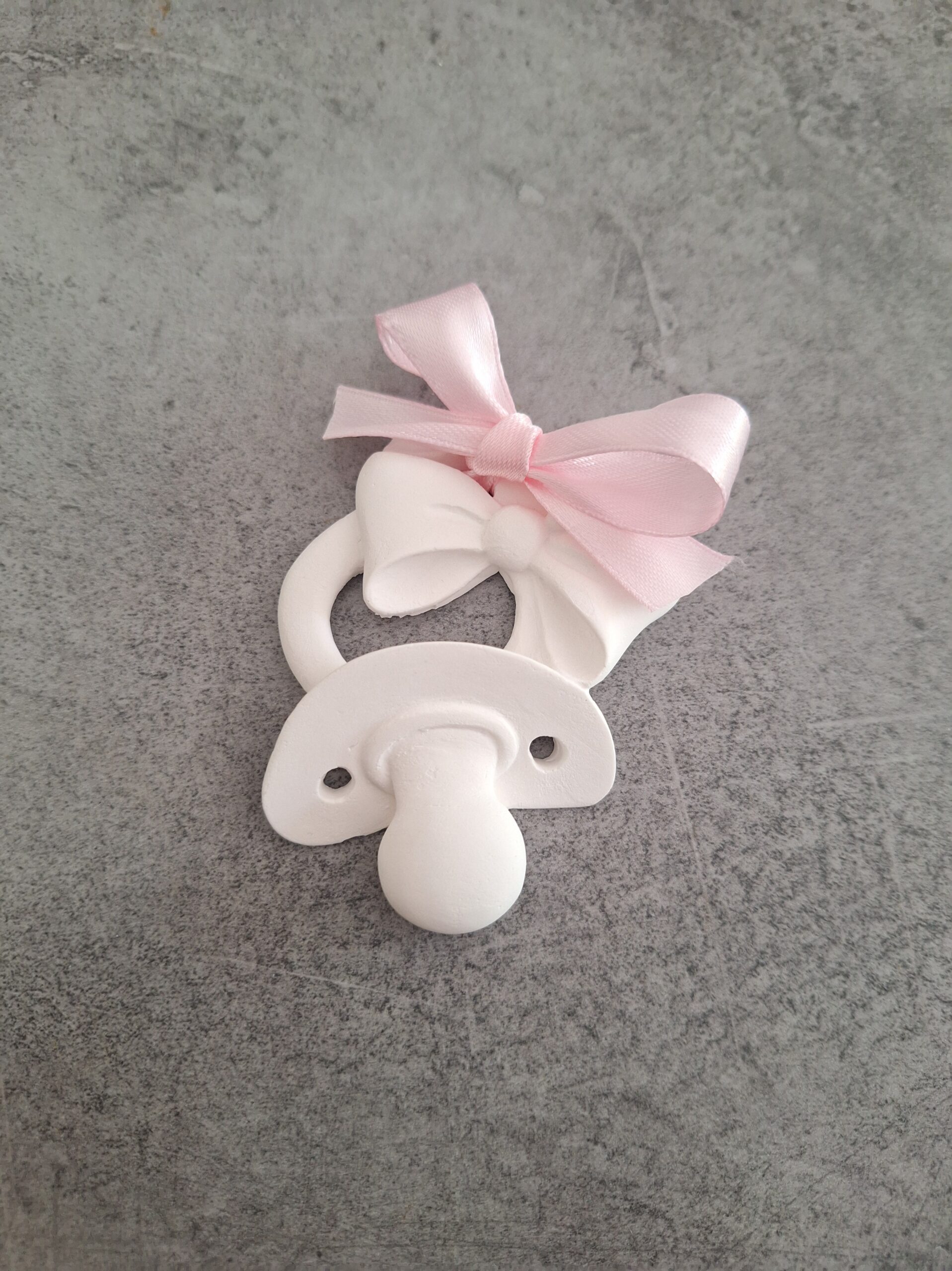 Ciuccio gesso profumato con nastro