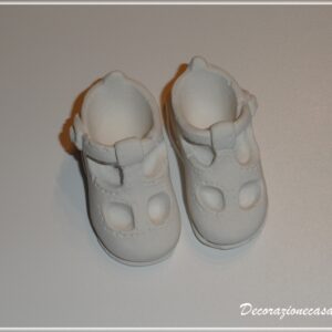 Scarpine in gesso profumato